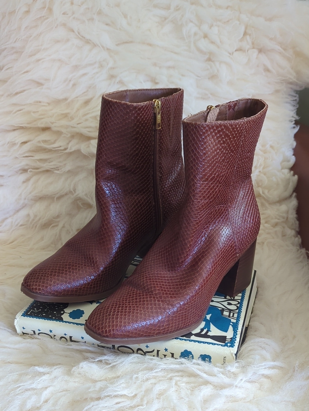 BareTraps - Brown Leather Textured Block Heel Ankle Boots
